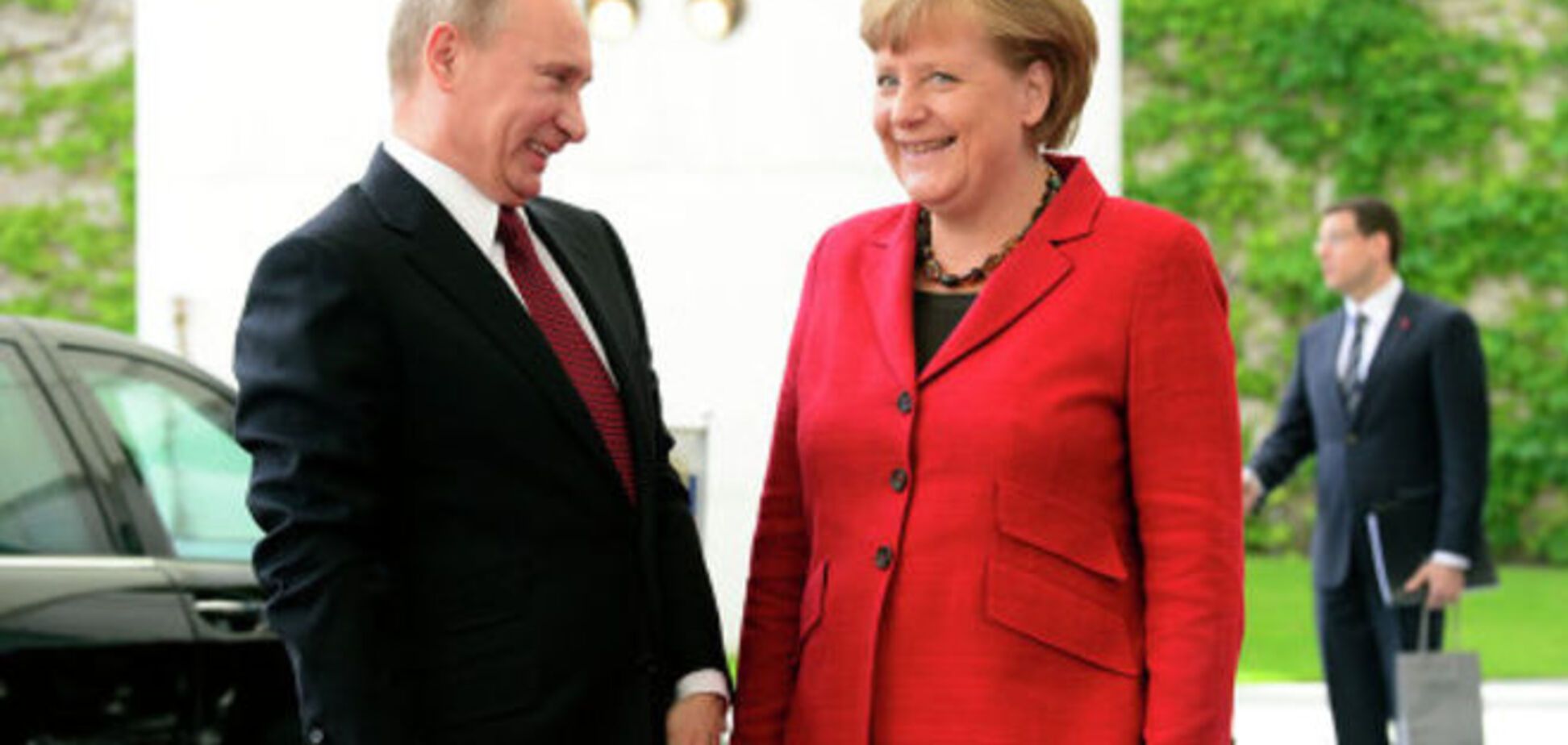 Чи допустить Путін, аби Меркель стала лауреатом Нобелівської премії Миру?