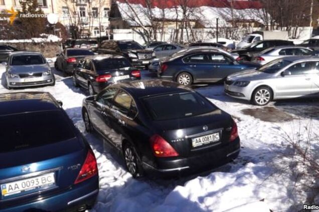 Журналисты выяснили, во сколько обходится украинцам 'аномальный' автопарк Верховного суда