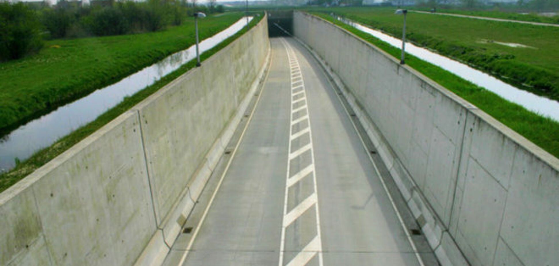 В Украине появятся выносливые автомобильные дороги