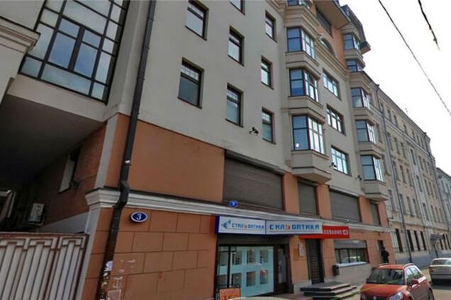 В квартире Немцова изъяли все компьютеры и опечатали входную дверь