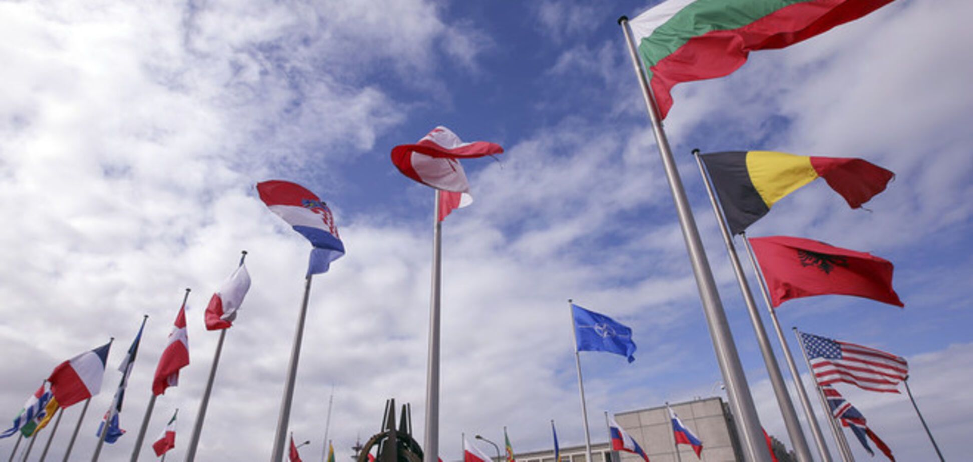 Россия продолжит 'ползучую аннексию' на Кавказе - НАТО