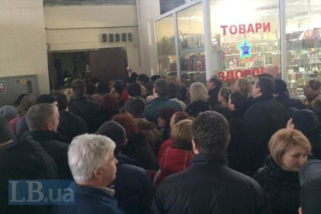Владимирский рынок в Киеве обыскала СБУ