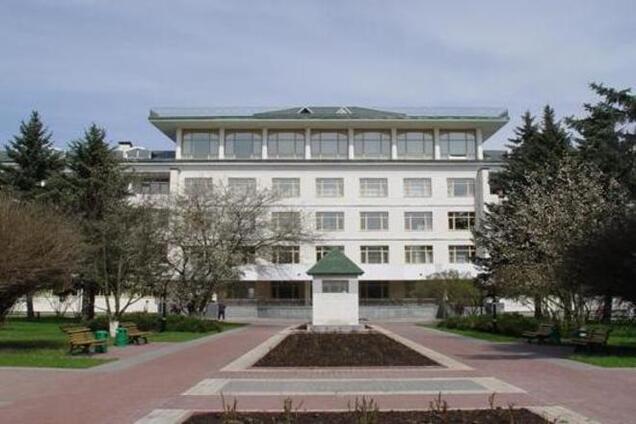 В киевскую больницу для VIP-чиновников перевезут тяжелораненых в АТО