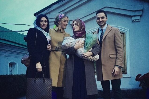 Слава из дуэта 'НЕАНГЕЛЫ' крестила сына