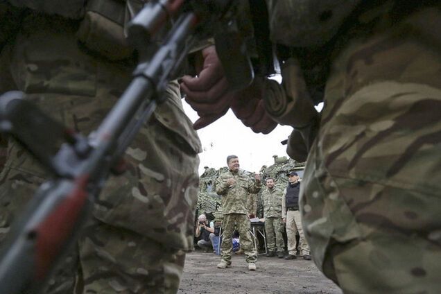 Иностранные партнеры предоставят Украине летальное оружие, если это будет необходимо - Порошенко