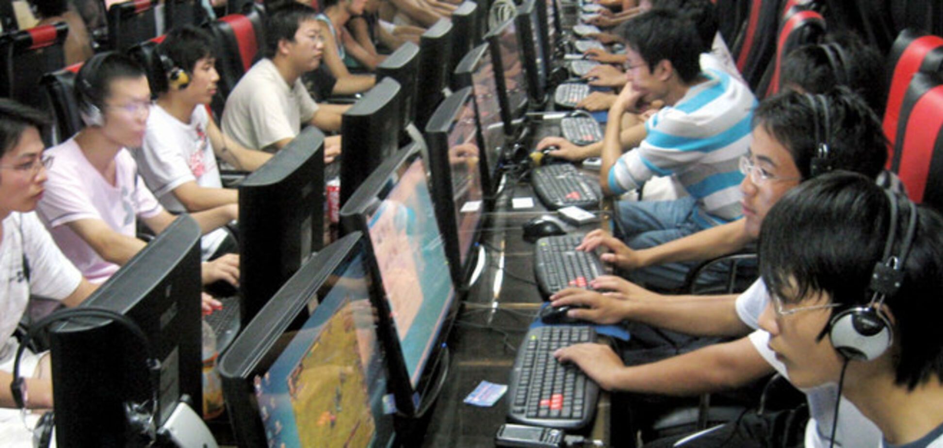 В Китае мужчина отрезал себе руку, чтобы не играть в компьютерные игры