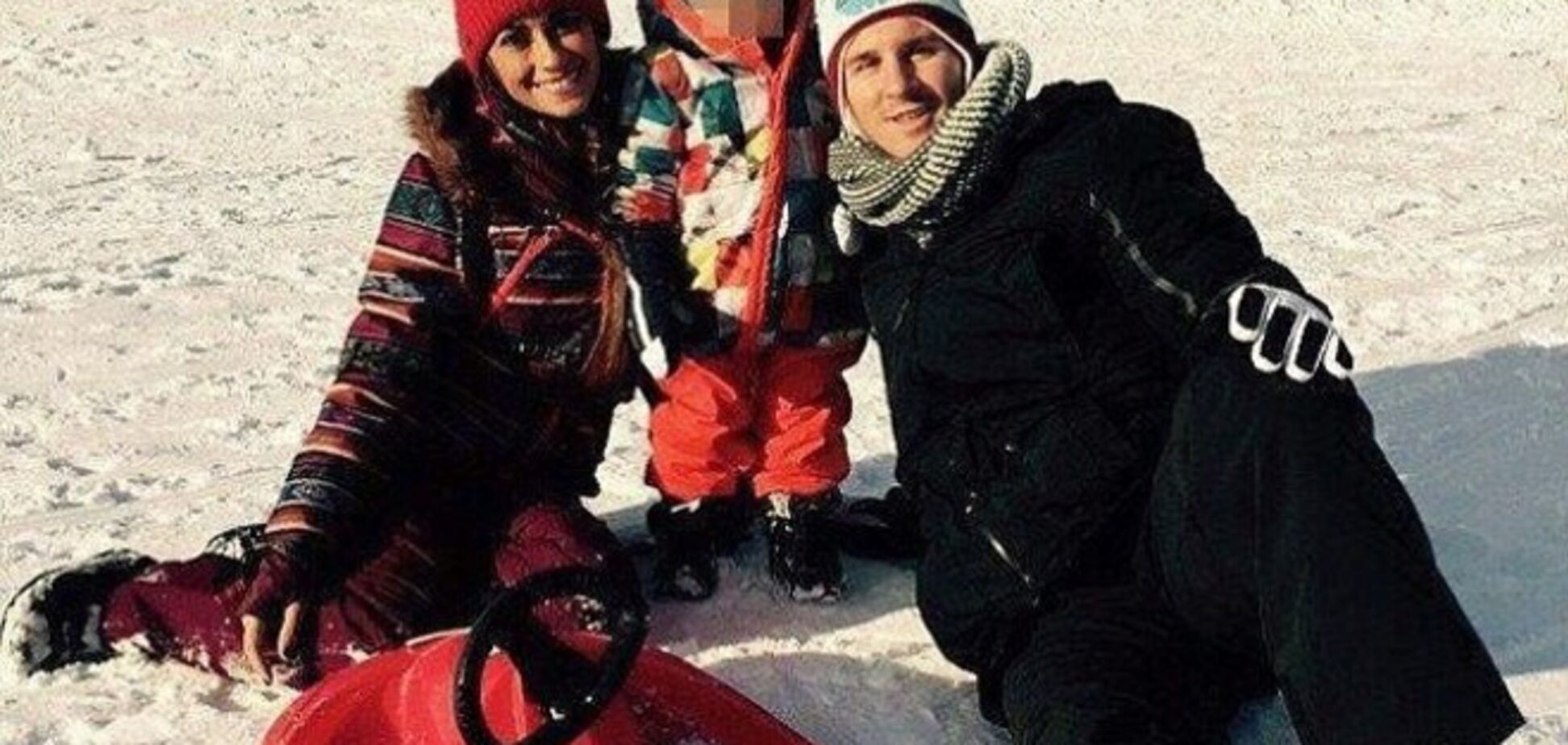 Месси с женой и сыном весело проводит отпуск: забавное видео