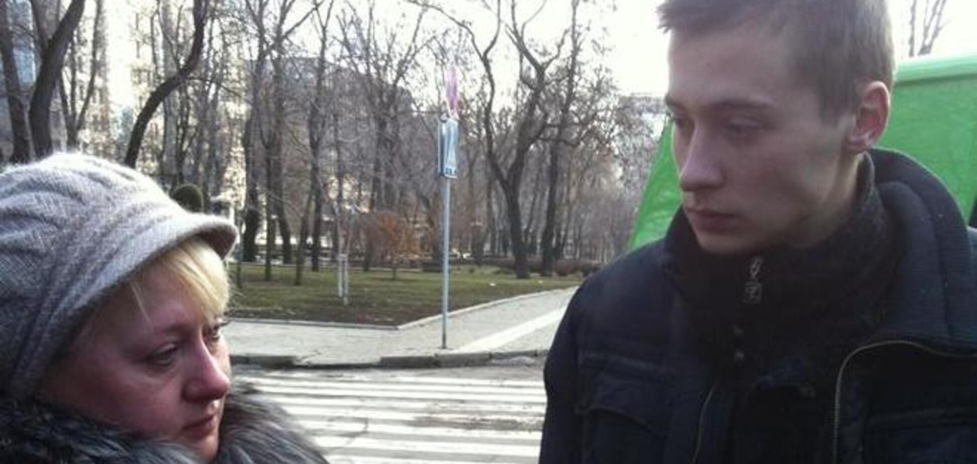 Террористы освободили из плена 'киборга', за которого просил отец