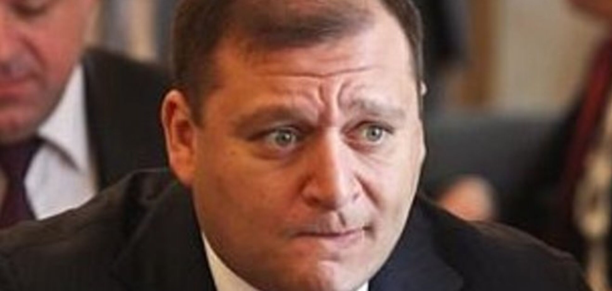 Отличился: только Добкин проголосовал против лишения Януковича звания Президента