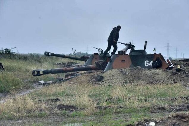 В зоне АТО разбит 'сводный батальон' боевиков, артиллерией уничтожены 3 САУ