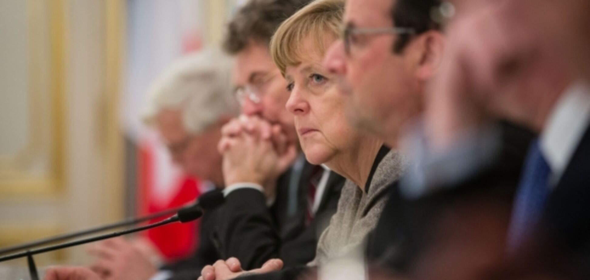 Меркель и Олланд построят переговоры с Путиным исходя из 12 пунктов Минских соглашений - ФРГ