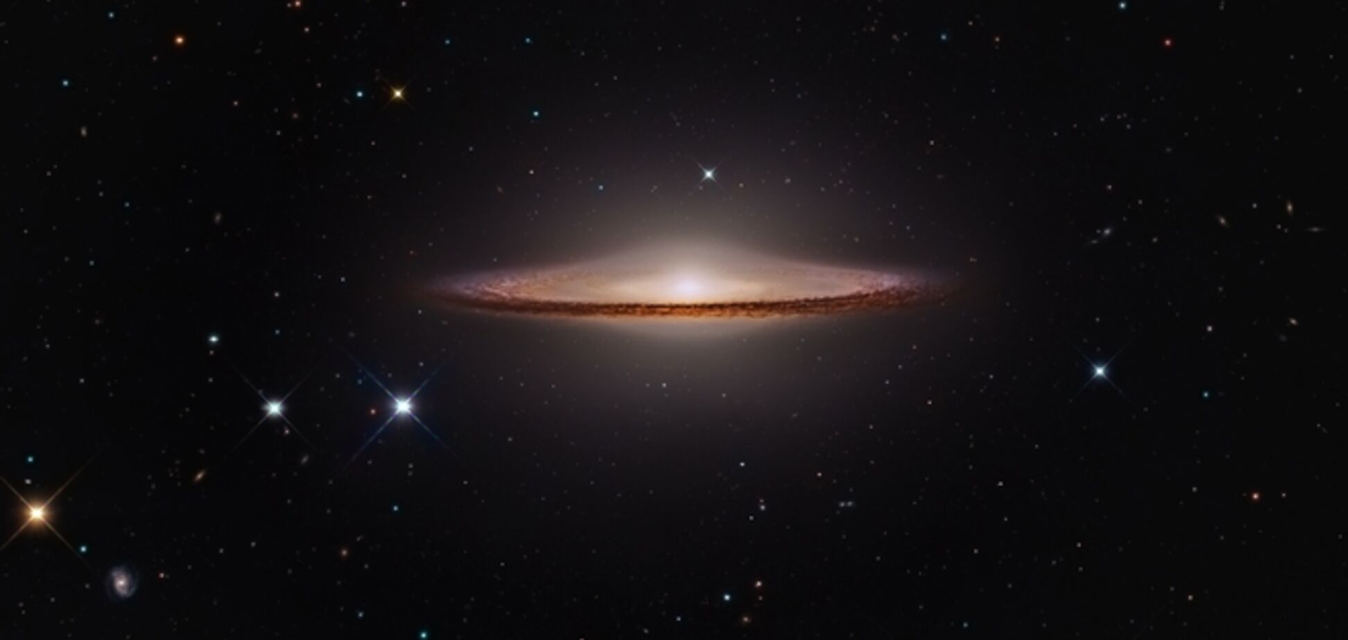 Получено фото эффектной галактики в мексиканском стиле