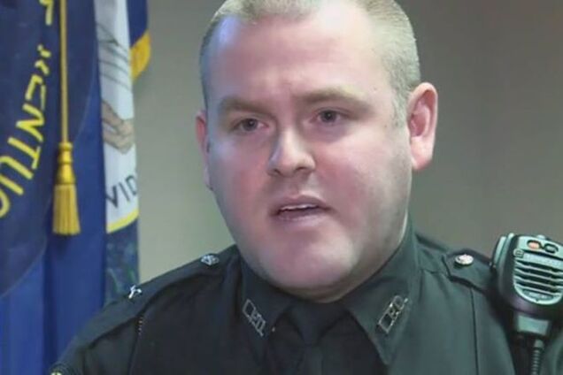 Как это происходит в цивилизованной стране: 'Мы не роботы, за полицейским значком - тоже человек'