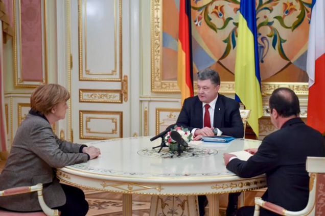 Порошенко, Меркель и Олланд призвали Путина немедленно вывести свои войска из Украины