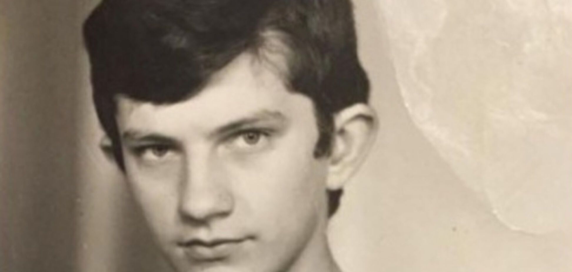 Фанат Кузьмы Скрябина поделился его раритетными фото в юности