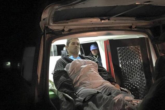 Под Донецком обменяли восемь раненых бойцов АТО: фото и видео с места событий