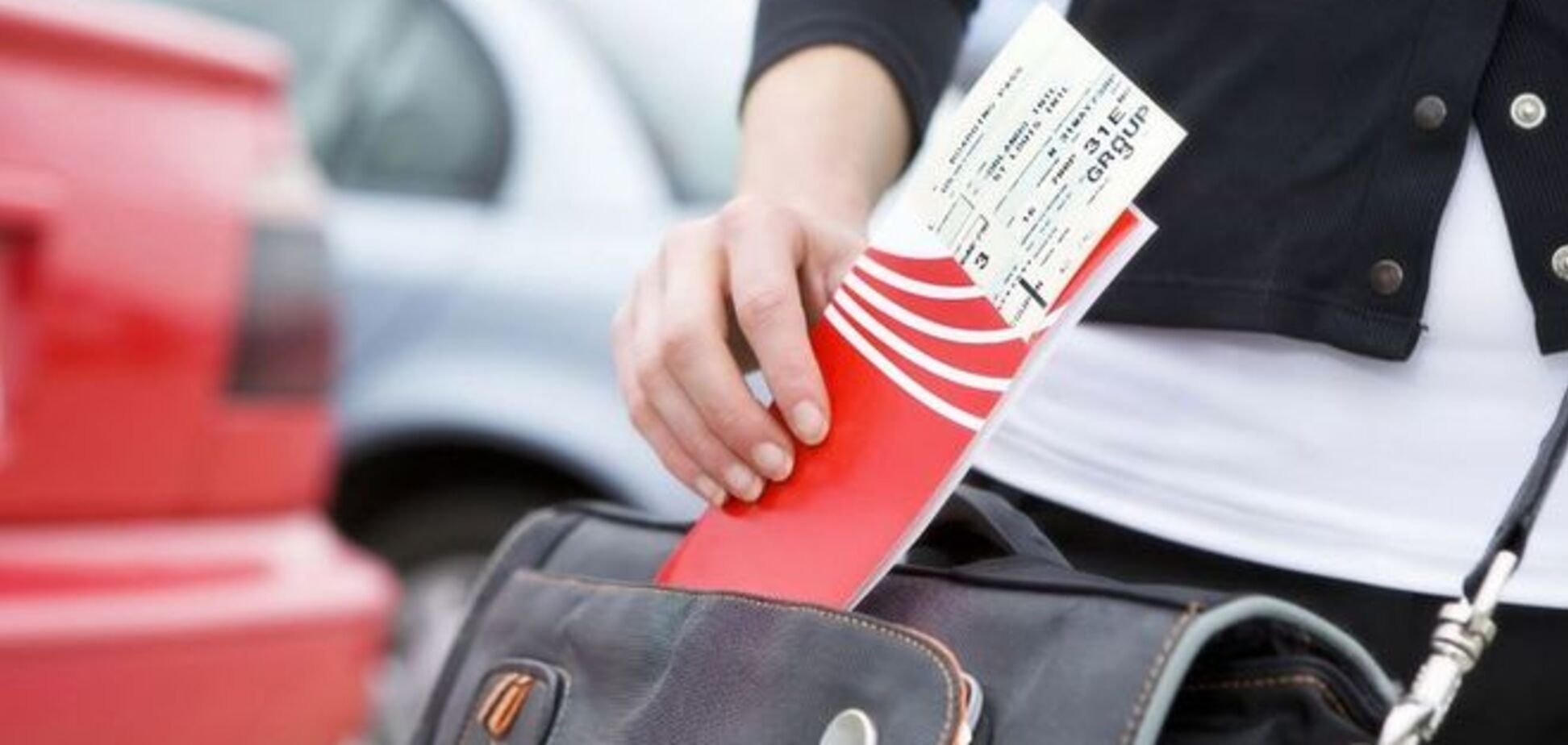 В Украине авиабилеты за сутки подорожали на 30% из-за резкой девальвации гривни