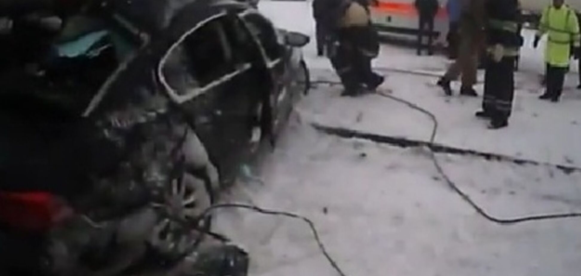 На Киевщине иномарка врезалась в бензовоз: есть жертвы