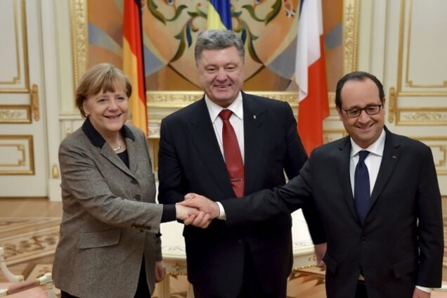 Дипломат рассказал, как визит Олланда и Меркель в Киев поможет в решении конфликта на Донбассе