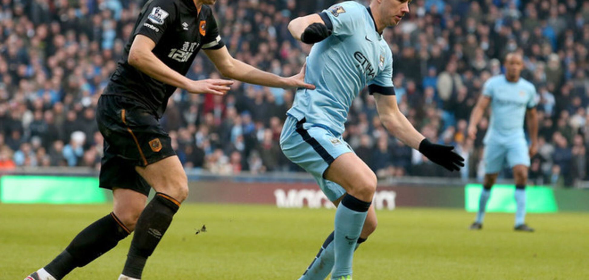 'Манчестер Сити' отпустил 'Челси' в борьбе за английский трон