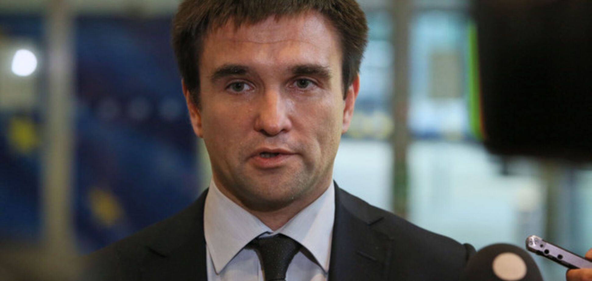 Украина решила не сокращать дипломатическое присутствие в России