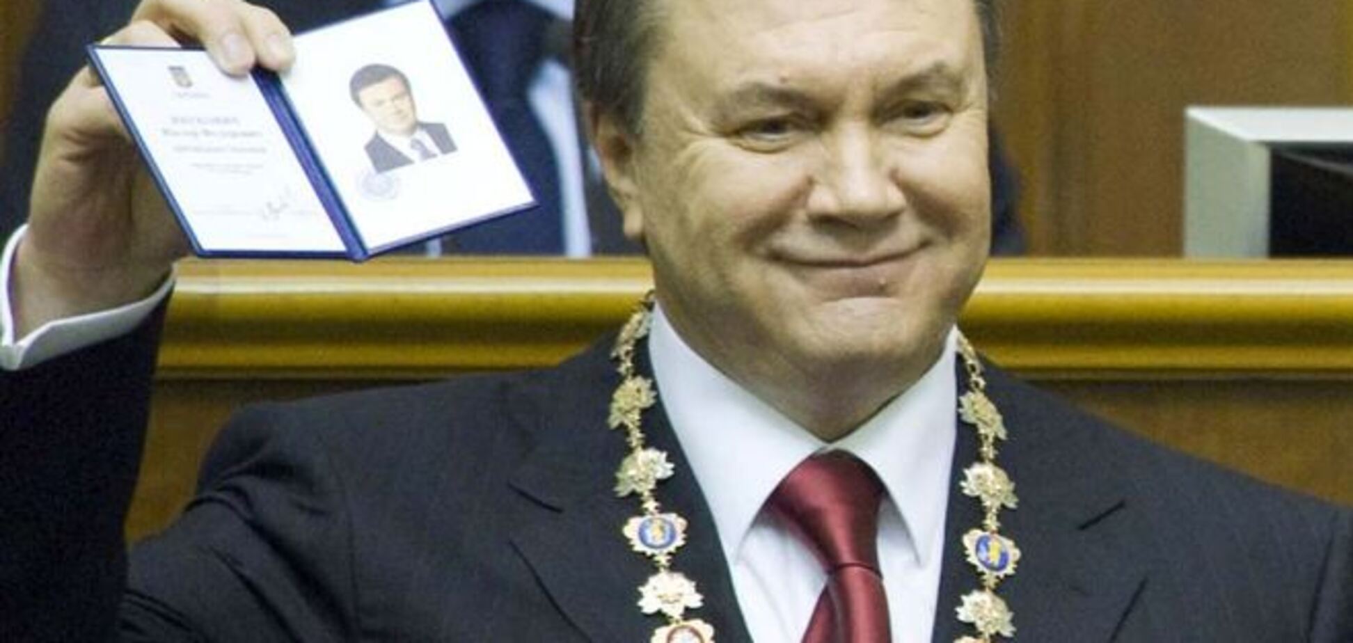 Перестав быть царем, Янукович становится потенциальным зэком
