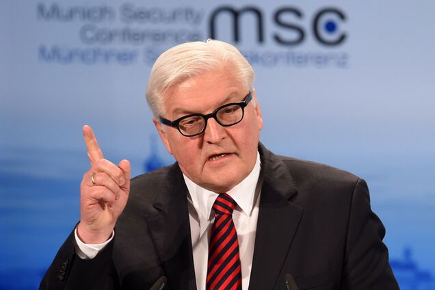 Штайнмаєр не виключив озброєння України в разі ескалації ситуації на Донбасі