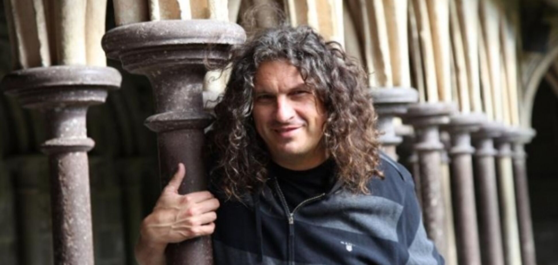 Опубликовано видео Кузьмы Скрябина о ямах на дорогах: экскурсия для президента