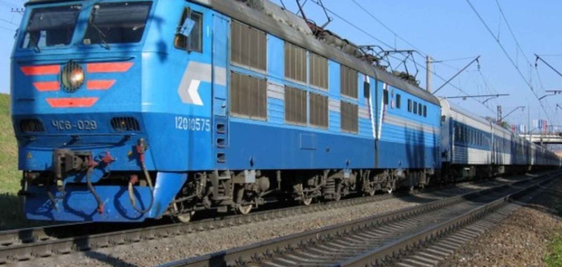 'Укрзалізниця' ограничивает продажу ж/д билетов за наличные