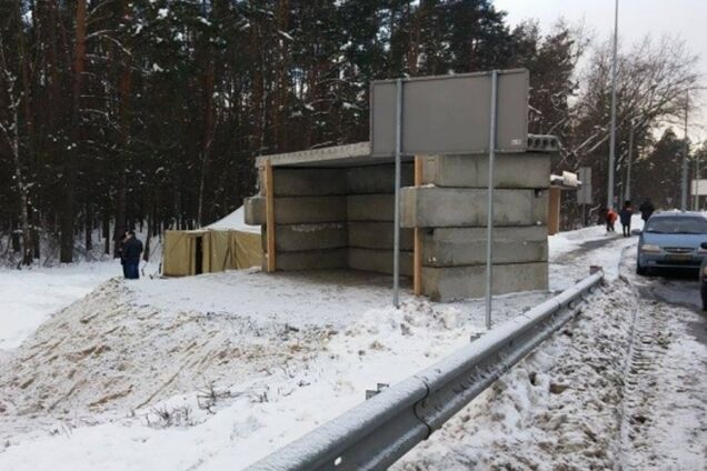 На въезде в Киев появился еще один блокпост