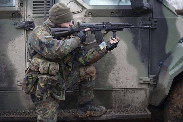 Боевики использовали неизвестные боеприпасы в Дебальцево - журналист