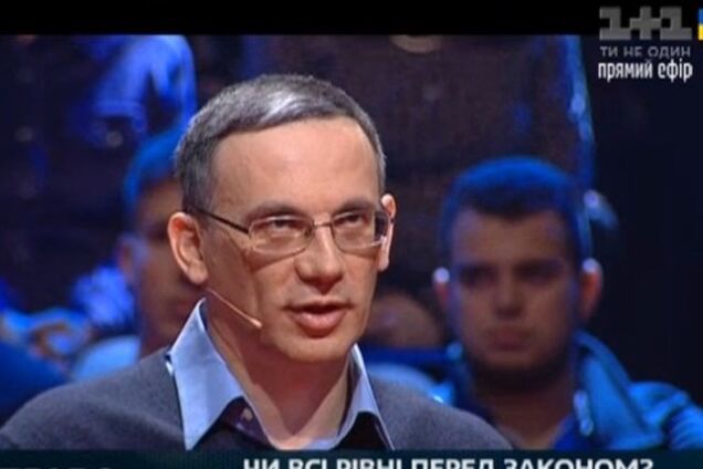 Выступающего за рассекречивание материалов дела Пукача экс-нардепа полчаса не впускали в ГПУ