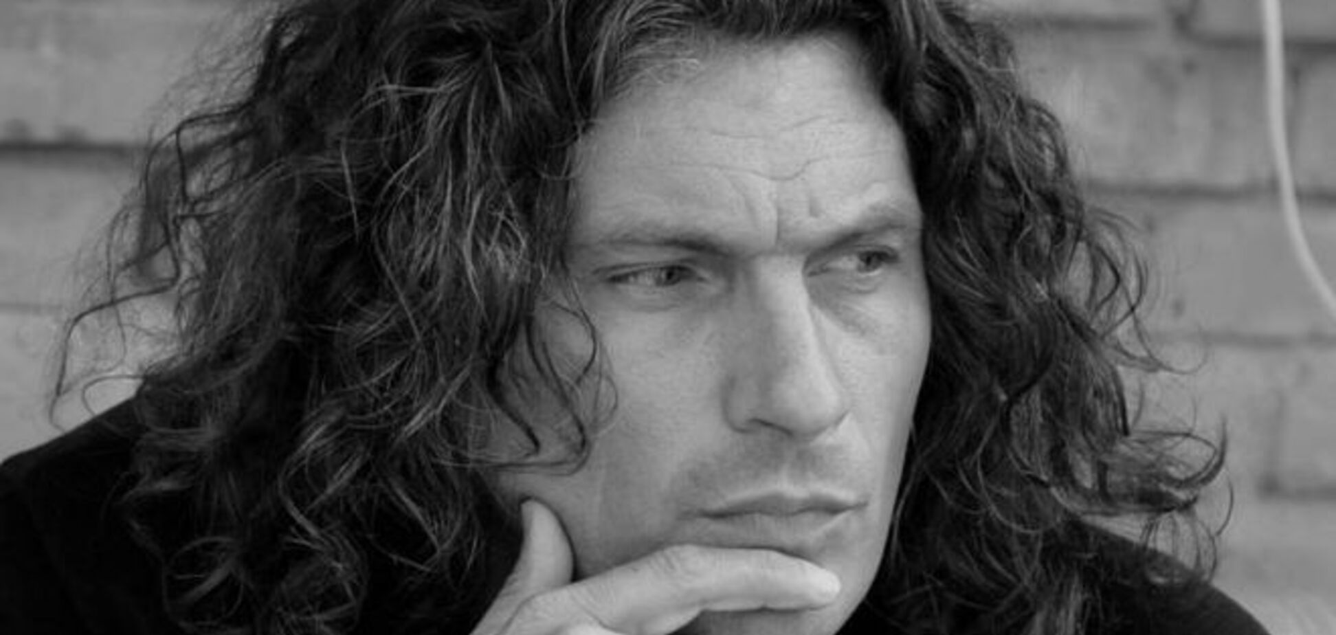 Кузьма Скрябин погиб в такой же аварии, как Цой и Быков