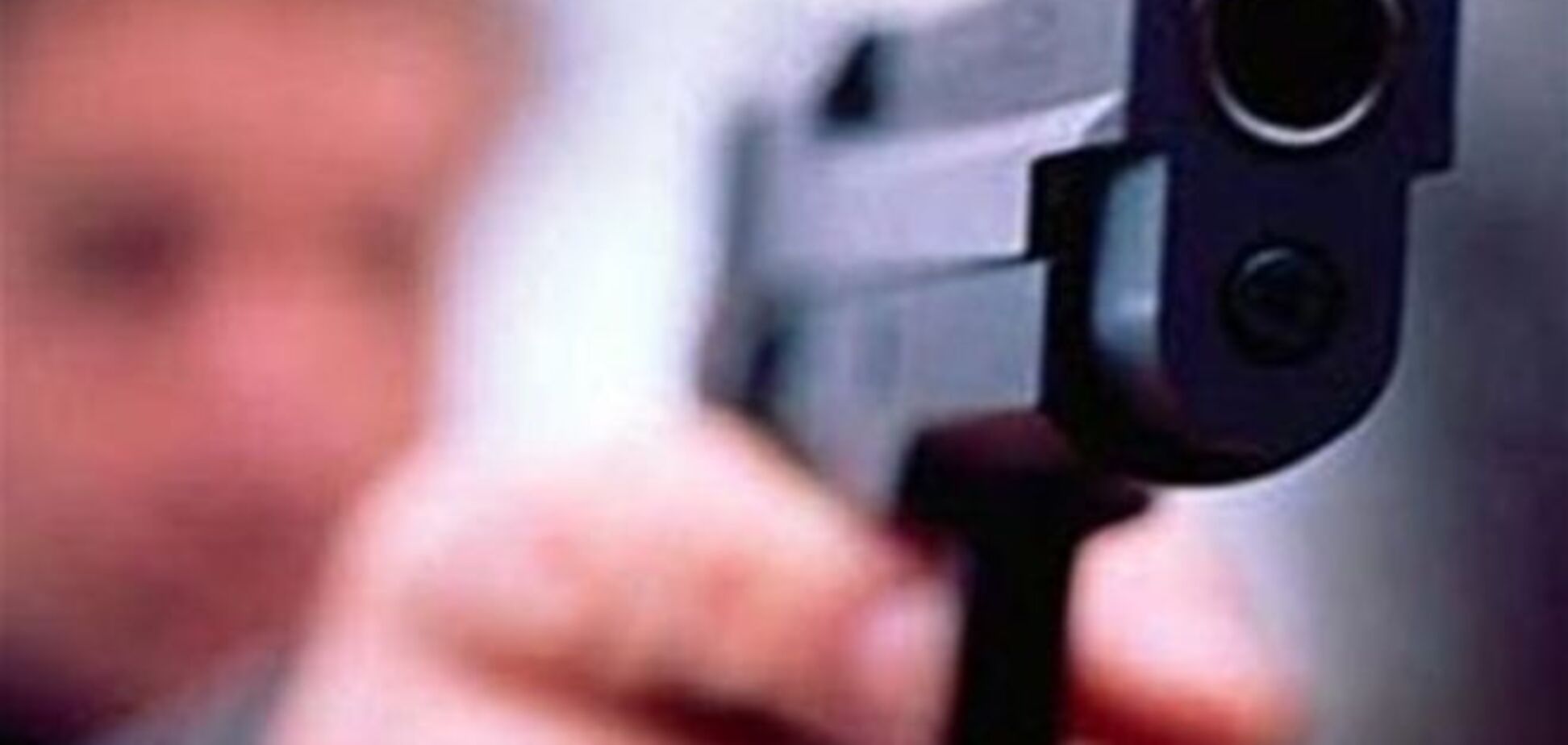 Возле супермаркета в Киеве произошла массовая драка со стрельбой