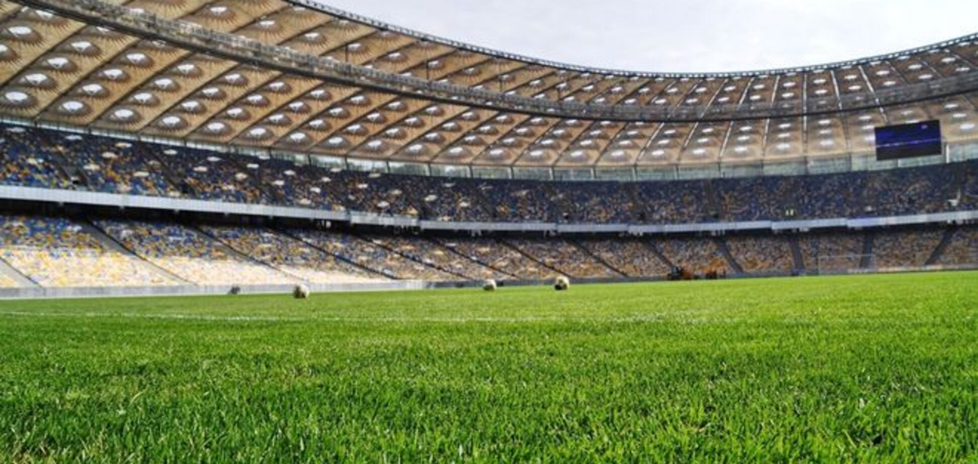 'Днепру' запретили тренироваться на 'Олимпийском'