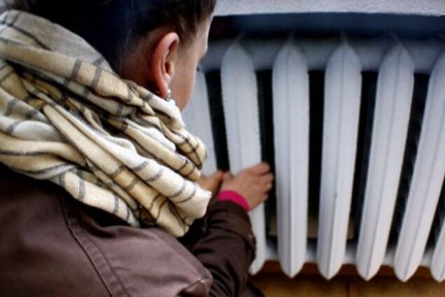 Яценюк потребовал от местной власти прекратить 'обогревать атмосферу'