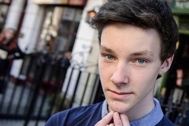 У звезды сериала 'Шерлок' обнаружился двойник