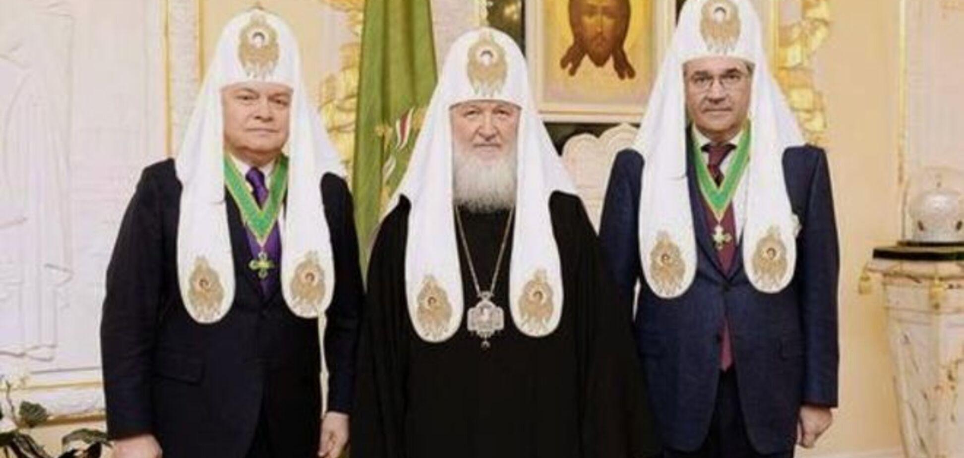Кураев радуется, что позицию патриарха Кирилла по Украине определяет МИД, а не ФСБ