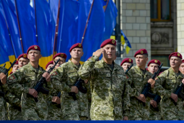 Порошенко поздравил с Днем Национальной гвардии Украины