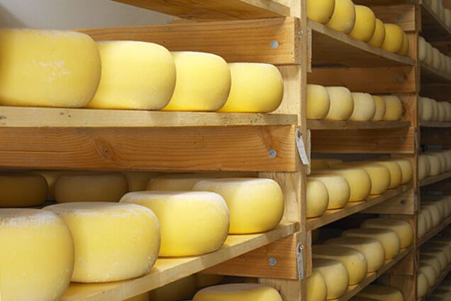 В оккупированный Крым не пропустили крупную партию украинского сыра