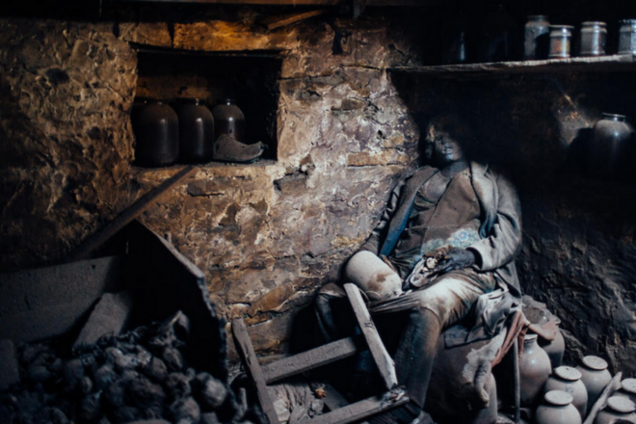 Рани Донецька: моторошний фоторепортаж зі зруйнованої 'столиці' ДНР '