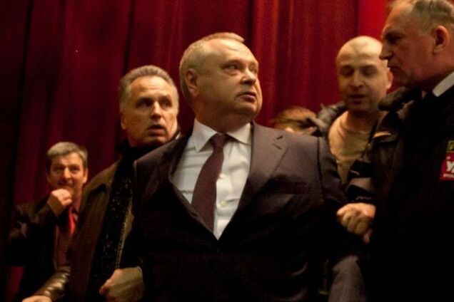 Экс-губернатор Запорожской области покончил с собой