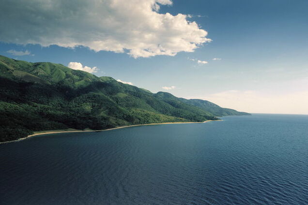 Байкал мельчает: в озере снова упал уровень воды