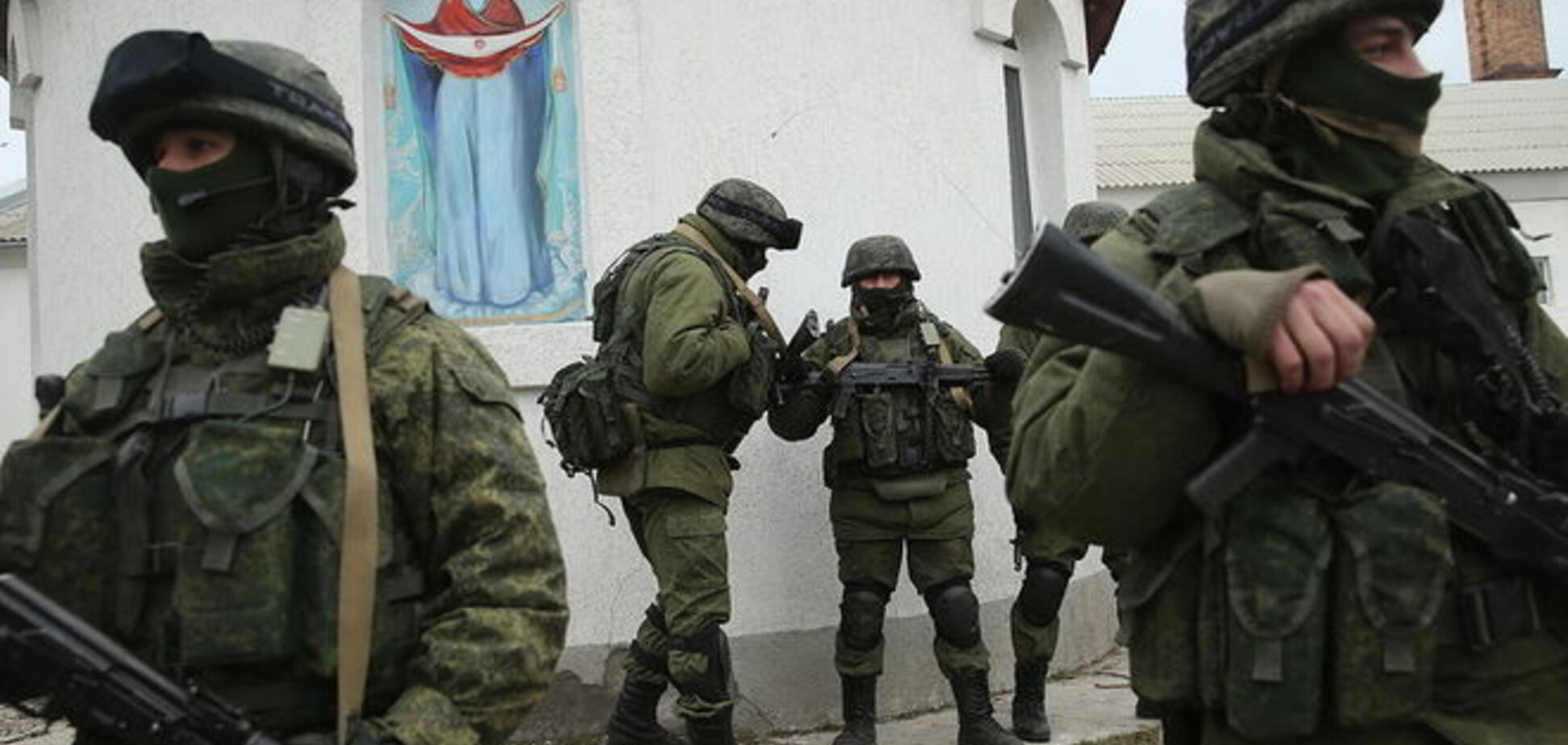 Экс-командующий ЧФ рассказал, как 'вежливых людей' забросили в Крым