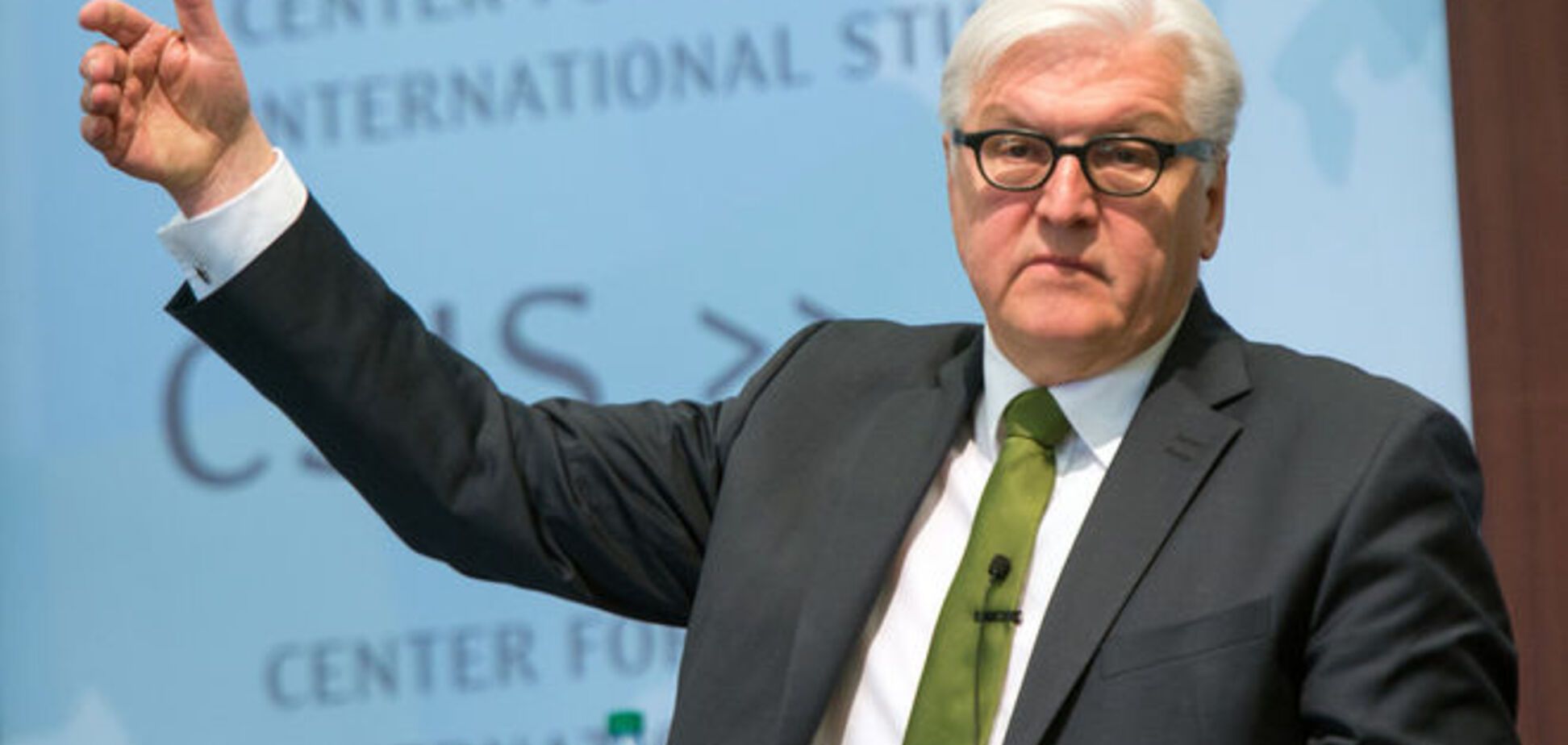 Штайнмайер призвал Запад проявить терпение к России