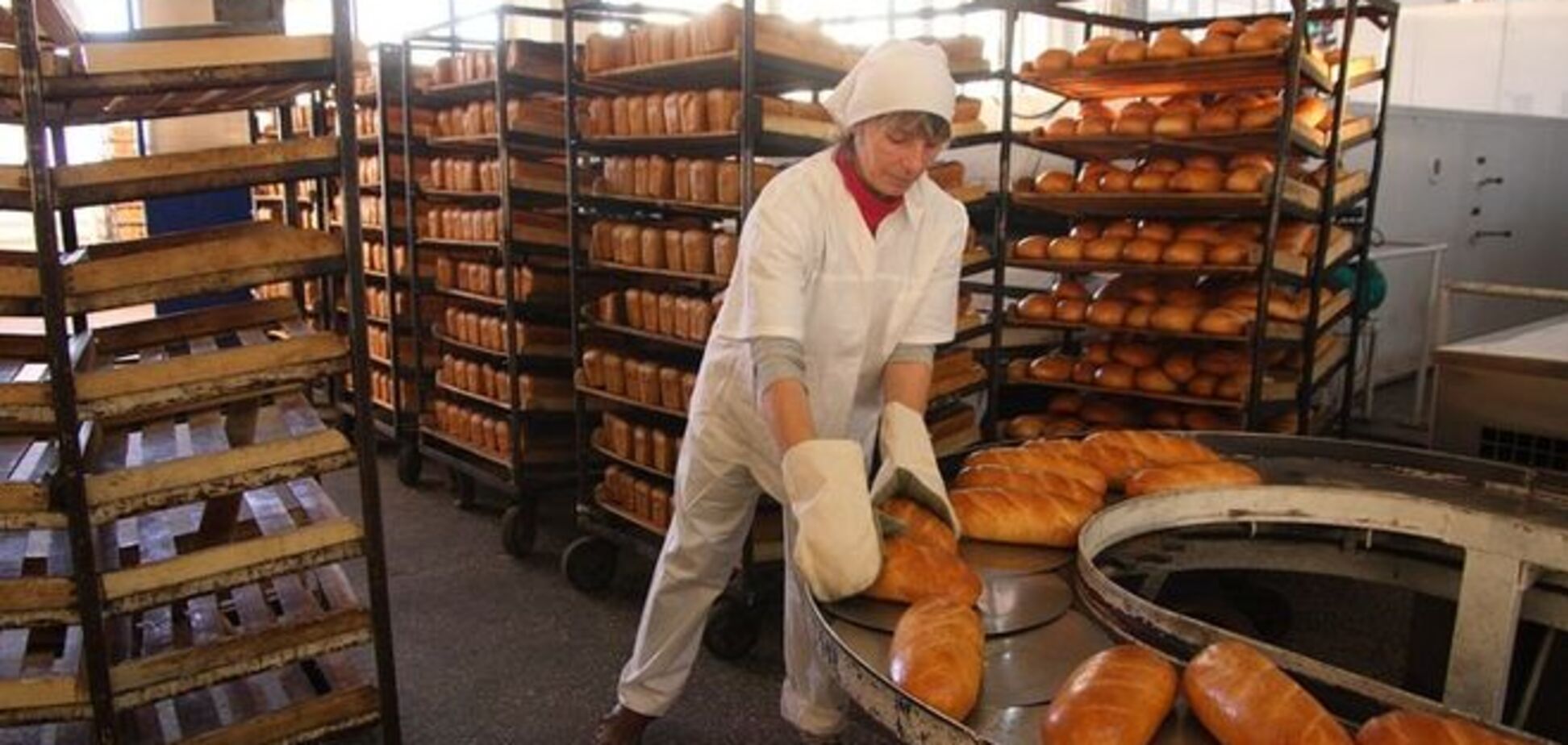 Кличко пообещал снижение цены на 'социальный' хлеб в Киеве
