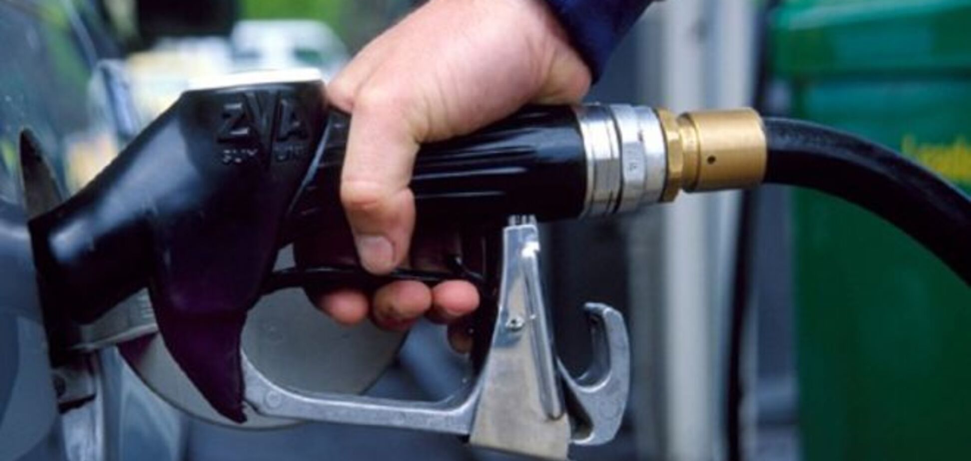 Цены на бензин в Украине продолжили снижаться: A-95 подешевел с начала марта почти на 6 гривен 