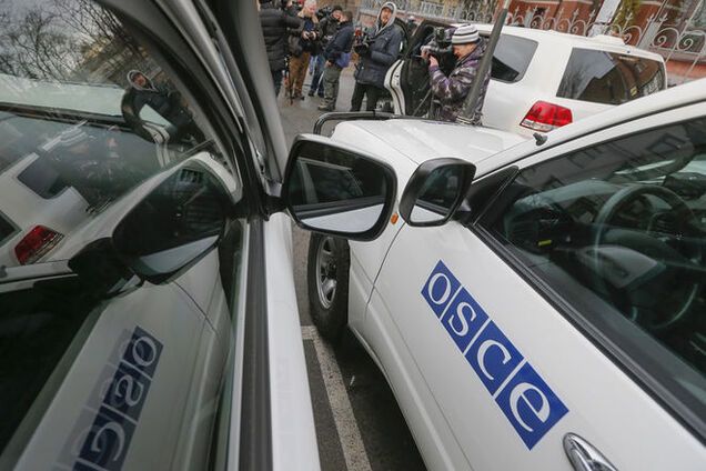 Боевики 'ЛНР' не пустили наблюдателей ОБСЕ к хранилищам оружия