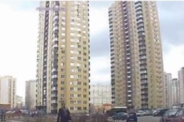 Сотрудник ГПУ, угрожавший женщине с ребенком, оказался обычным шофером