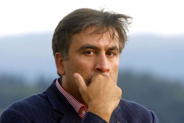 США дадут оружие Украине, потому что скоро начнется война - Саакашвили